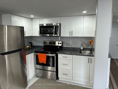 For Lease - 8 Robert Parkinson Drive Unit# Bsmt, Brampton, Ontario - Photo 2