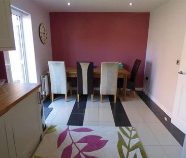 Chartwell Road, Swindon, SN25 - Photo 2