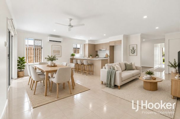 Beautiful Family Home in Prime Location! - Photo 1