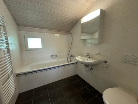 4.5 Zimmer, 90 m², 1. Stock - Photo 5