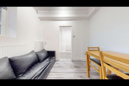 3 Bed Flat, Levita House, NW1 - Photo 2