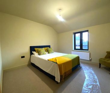 2 Bedroom Terraced To Let - Photo 4