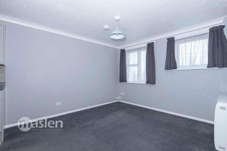 Grinstead Lane, Lancing, BN15 - Photo 5