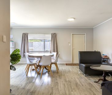129b Boundary Road - FULLY FURNISHED - Photo 3