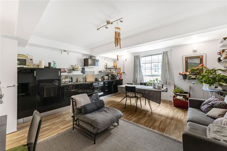 Earlham Street, London, WC2H 9LH - Photo 5