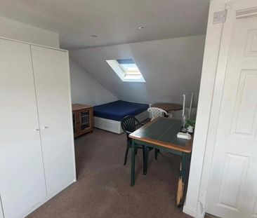 Room in a Shared House, Exhibition Way, HA9 - Photo 3