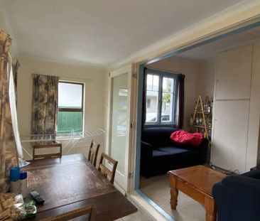 FOUR BEDROOMS, HOKOWHITU - Photo 4