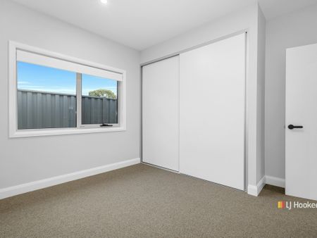 Unit 2/18 Jermyn Street, ULVERSTONE - Photo 4