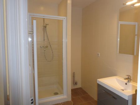 Location Appartement 3 pièces 60m² REIMS 51100 - Photo 4