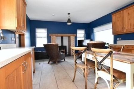 Detached Farmhouse, Lisburn, BT67 0LH - Photo 3