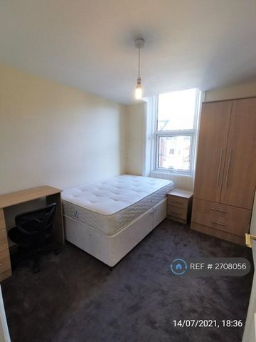 6 bedroom maisonette to rent - Photo 3