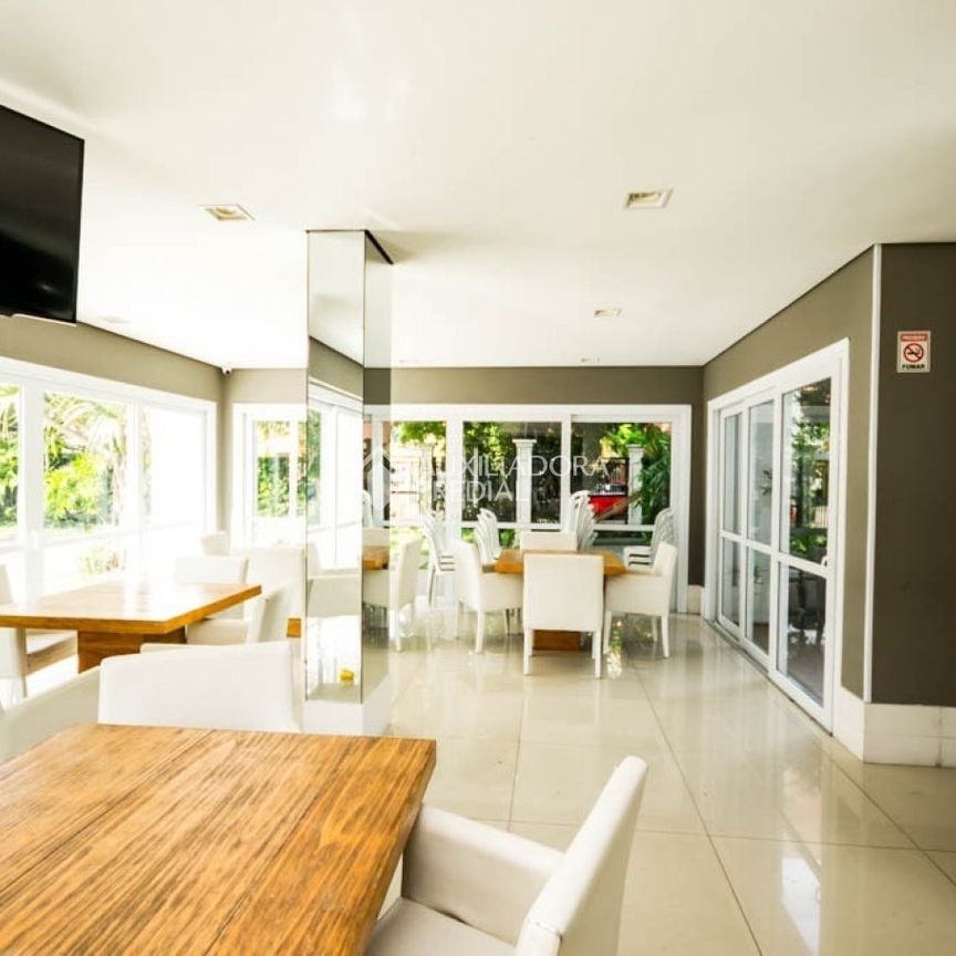 Apartamento com 2 quartos e 69m² para alugar em Santana, Porto Alegre. - Photo 1