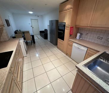 5 bedroom house share to rent - Photo 4