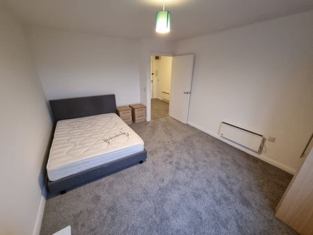 2 Bed Flat, Hessel Street, M50 - Photo 4