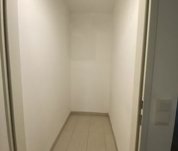 Schöne Drei-Zimmer-Wohnung mit Loggia! - Photo 2