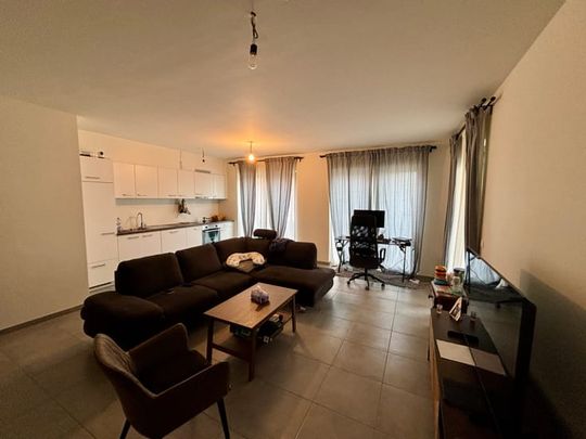 Appartement te huur - Photo 1