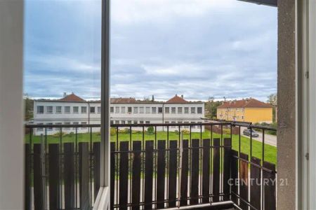 Nabídka pronájmu atraktivního bytu 2+1 po rekonstrukci s balkonem a sklepem, 9. května 423, 25741 Týnec nad Sázavou, okamžitě volný - Фото 2
