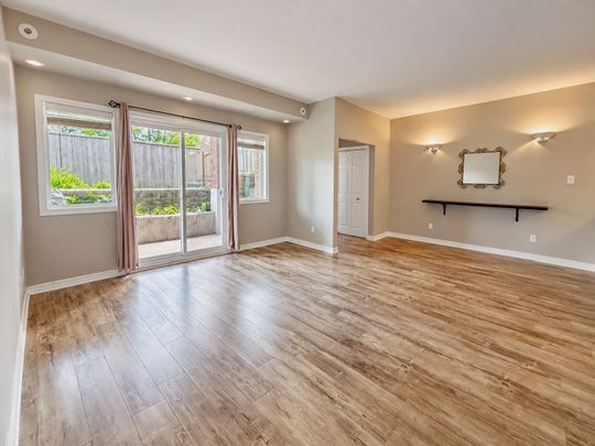 For Lease - 173 CRESTWAY Drive Unit# A, Barrhaven, Ontario - Photo 1