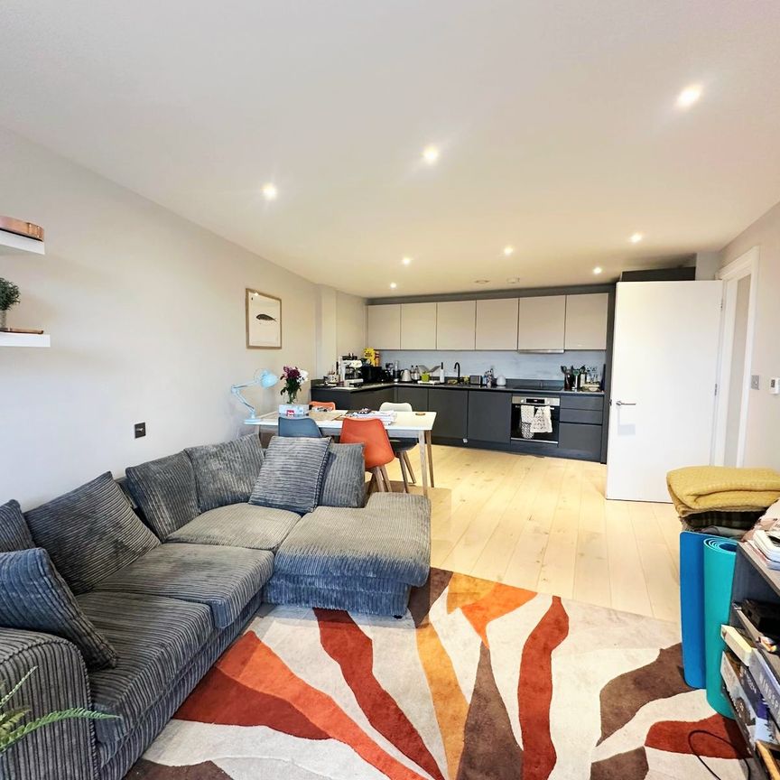 Tottenham Lane, N8 9BZ, Crouch End - Photo 1