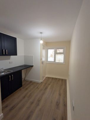 Studio Flat, Park Lane, N17 - Photo 1