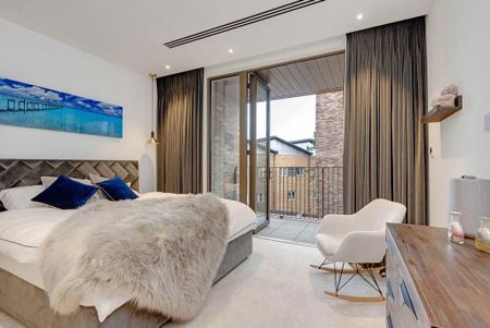 3 bedroom flat to rent - Photo 3