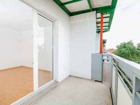 3-Raumwohnung mit Balkon lädt zum Entspannen ein - Photo 5