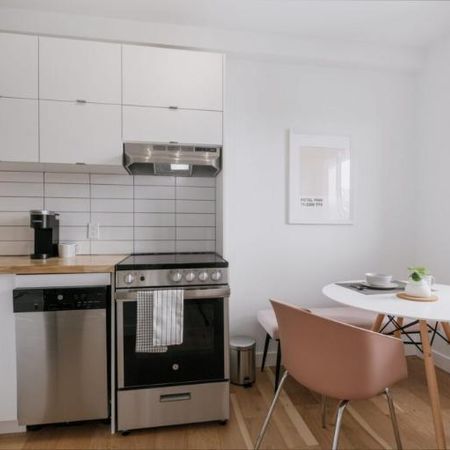 Loft entièrement meublé à louer Sainte-Foy / Sillery août 2025 - Photo 3