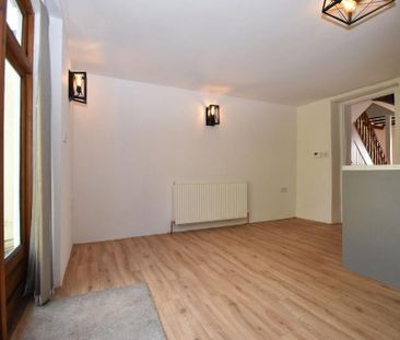 3 bedroom end of terrace house to rent - Photo 6
