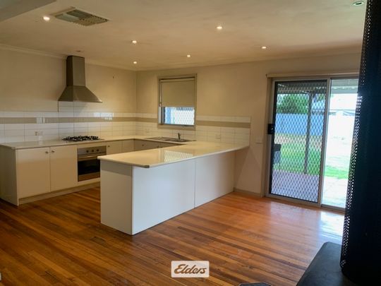 11 Alkira Place - Photo 1