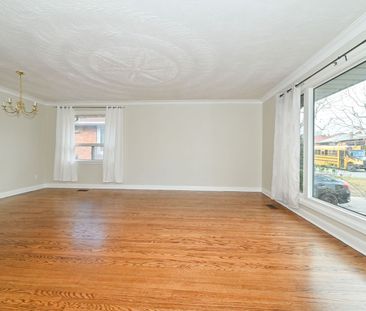 For Lease - 88 Wexford Boulevard, Toronto, Ontario - Photo 2