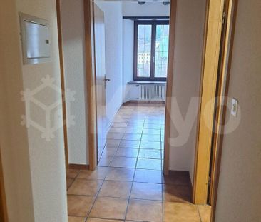 4-room apartment of 100 m2 located on the 2nd floor without elevator - Photo 6