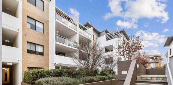 1 BEDROOM APARTMENT AT KINKORA - Photo 2