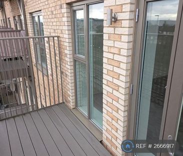 2 bedroom flat to rent - Photo 1