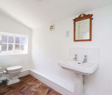 2 bedroom cottage to rent - Photo 6