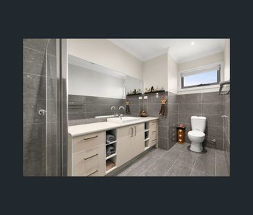 3/5 Fraser Court, Jacana, Vic 3047 - Photo 6