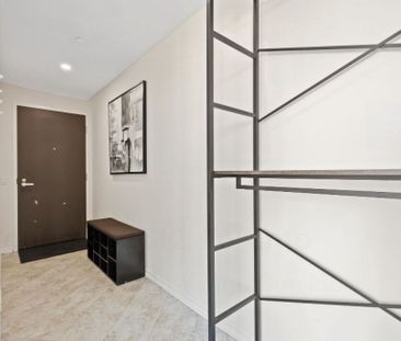 For Lease - 197 YONGE Street, Toronto, Ontario - Photo 2