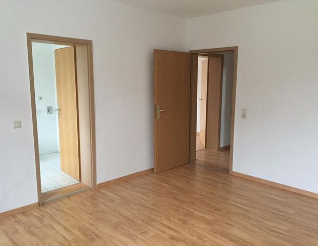 Großzügige Familienwohnung im Grünen mit 2 Tageslichtbädern! - Photo 1