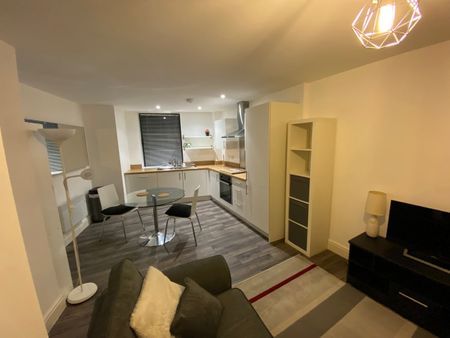 1 Bed Flat, Queens House, S1 - Photo 2