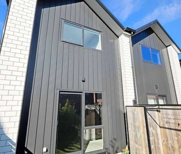 Welcome to 2/12 Biddle Crescent - Photo 5