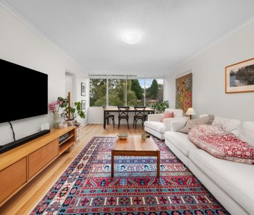 Tucked Away in Mount Stuart - Photo 1