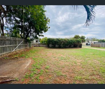 5 Watkins Street, Moranbah, Qld 4744 - Photo 6