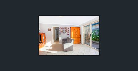 Perfect Family Home - Photo 2