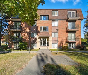 1855 Rue Saint Louis (Gatineau) Logement 4 ½ Lumineux - Disponible ... - Photo 1