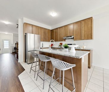 For Lease - 9 Caton Lane, Ajax, Ontario - Photo 1