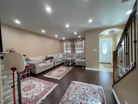 For Lease - 330 Elliott Street Unit# Upper Level, Windsor, Ontario - Photo 4