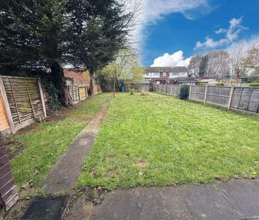 2 bedroom semi-detached house to rent - Photo 2