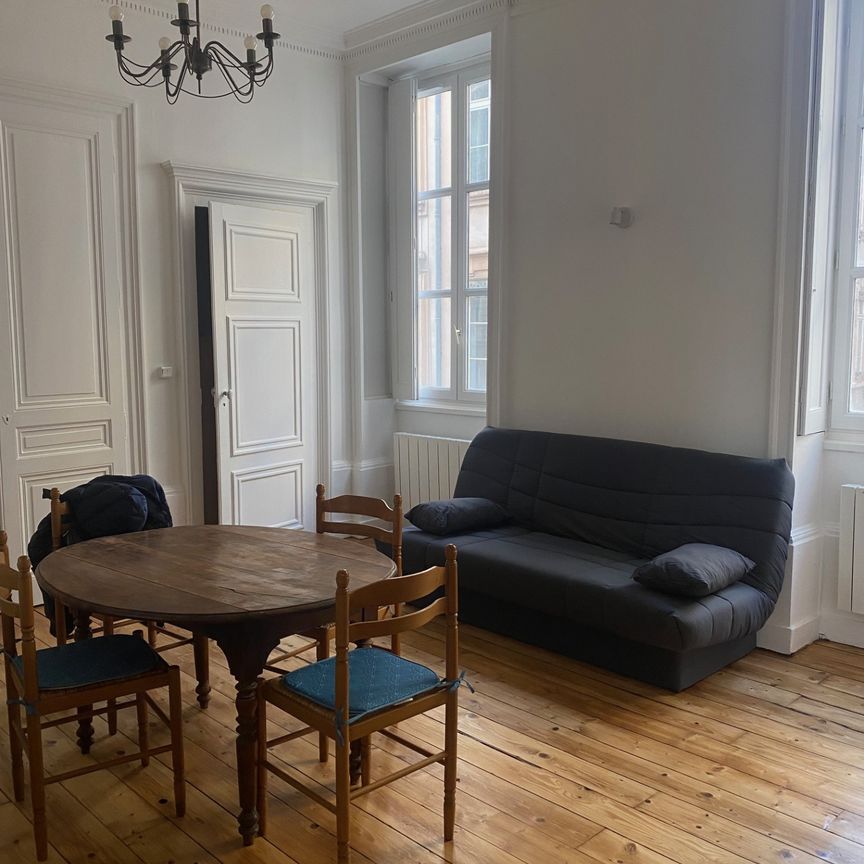 Location Appartement 2 pièces 58m² LYON 1er - Photo 1