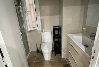 Plaça de Pep Ventura, Badalona, Catalonia 08912