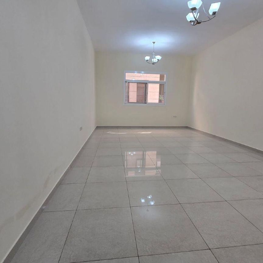 exceptional space, prime location, quality finishi - Photo 1