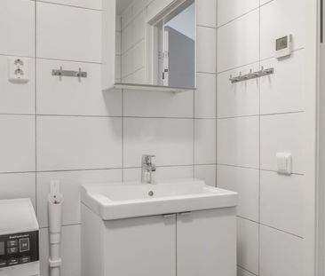 Lomvägen, Sollentuna - Photo 2